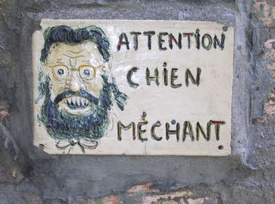 Attention chien méchant